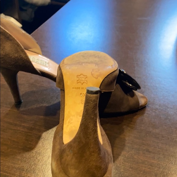 Pumps - Picture 3 of 3